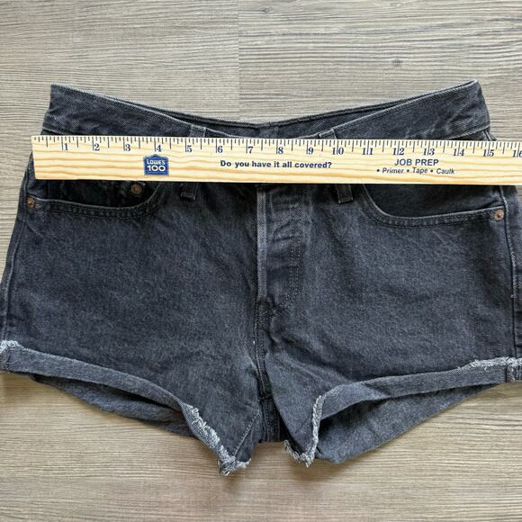 Levi’s 501 Black Jean Shorts Womens 28 Button Fly Cutoff Grunge Boho 100% Cotton - Picture 5 of 14